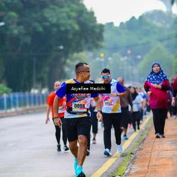 Runner Photo 8313345