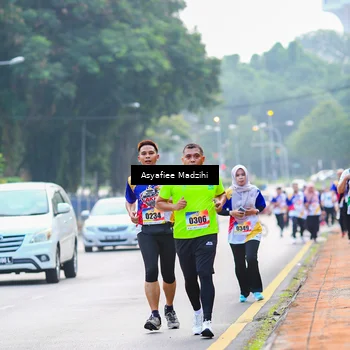 Runner Photo 8313346
