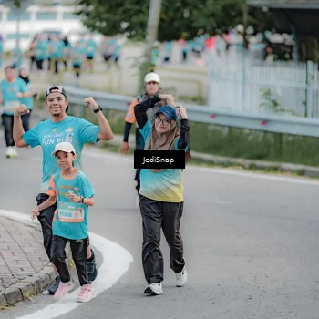 Runner Photo 8313440
