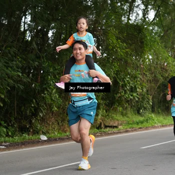 Runner Photo 8313447