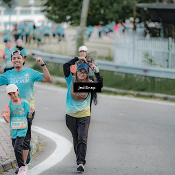 Runner Photo 8313451