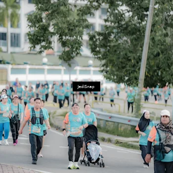 Runner Photo 8313471