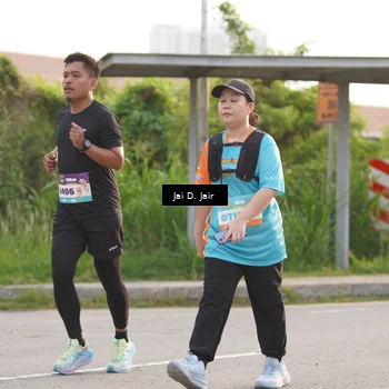 Runner Photo 8313472