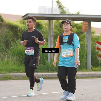 Runner Photo 8313477