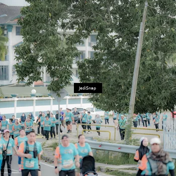 Runner Photo 8313478