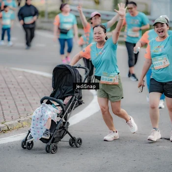 Runner Photo 8313544