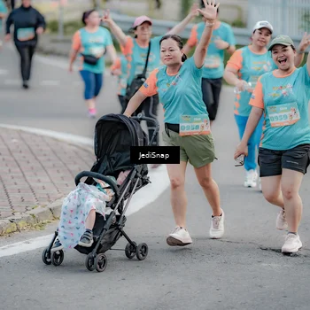 Runner Photo 8313548