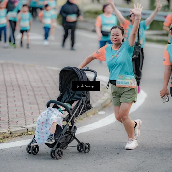 Runner Photo 8313551