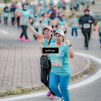 Runner Photo 8313600