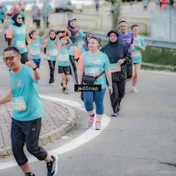 Runner Photo 8313619