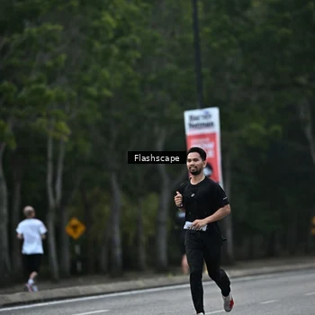Runner Photo 8313631