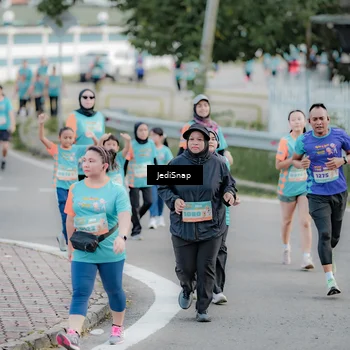 Runner Photo 8313634