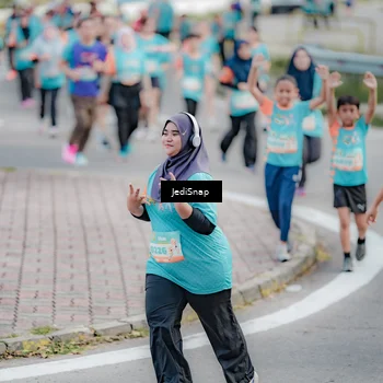 Runner Photo 8313664