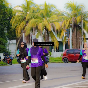 Runner Photo 8313671