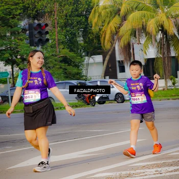 Runner Photo 8313725