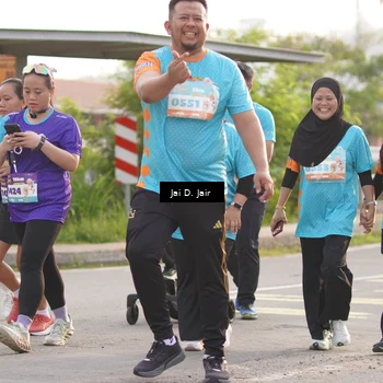 Runner Photo 8313736