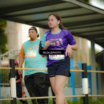 Runner Photo 8313738