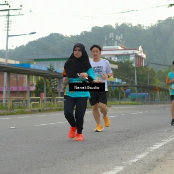 Runner Photo 8313739