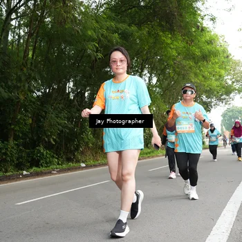Runner Photo 8313773