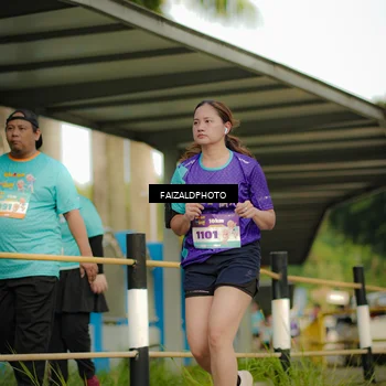 Runner Photo 8313775