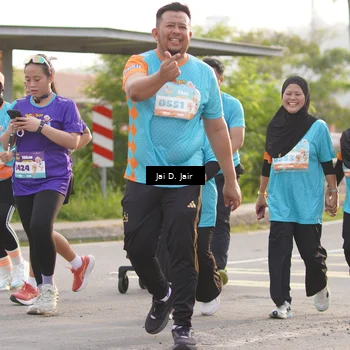 Runner Photo 8313776