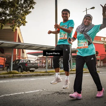 Runner Photo 8313900