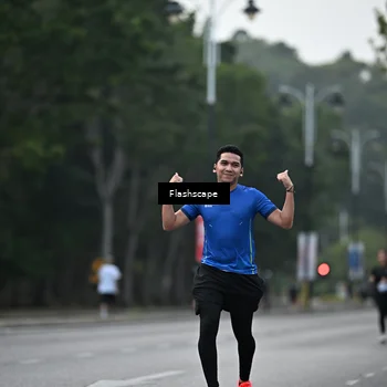 Runner Photo 8313925