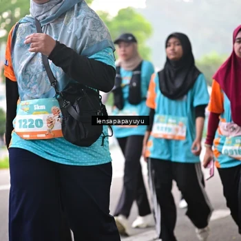 Runner Photo 8313954
