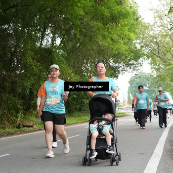 Runner Photo 8313959