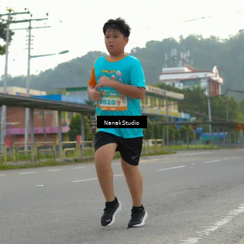 Runner Photo 8314039