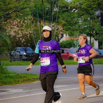 Runner Photo 8314258