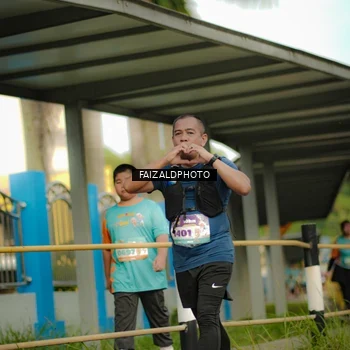 Runner Photo 8314331
