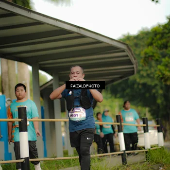 Runner Photo 8314340