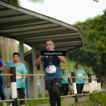Runner Photo 8314344