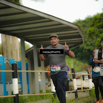 Runner Photo 8314427