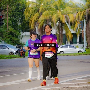 Runner Photo 8314726
