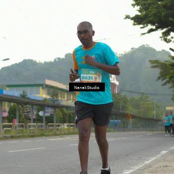 Runner Photo 8314873