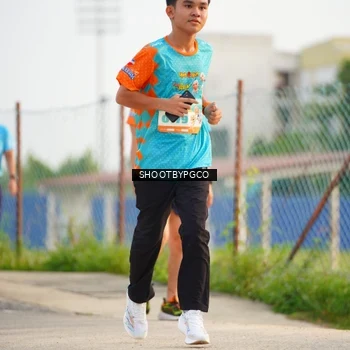 Runner Photo 8314952