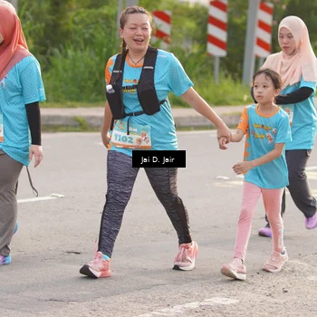 Runner Photo 8315000