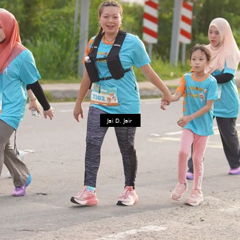 Runner Photo 8315001