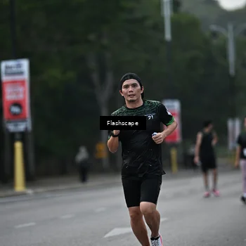 Runner Photo 8315101
