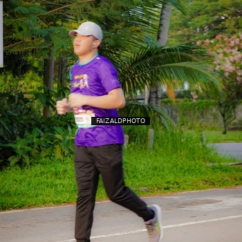 Runner Photo 8315478