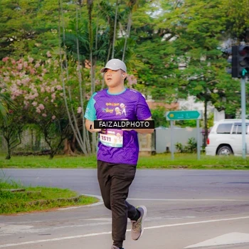 Runner Photo 8315503
