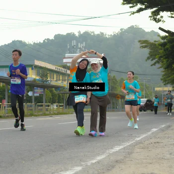 Runner Photo 8315611