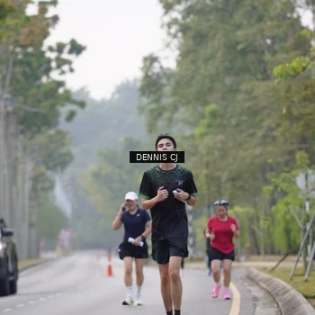 Runner Photo 8315662