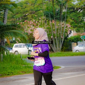 Runner Photo 8315663