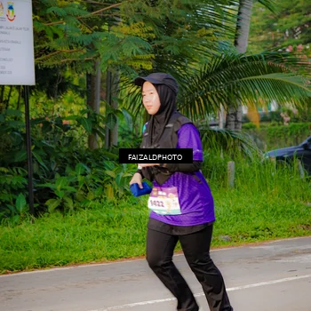 Runner Photo 8315710