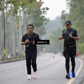 Runner Photo 8315721
