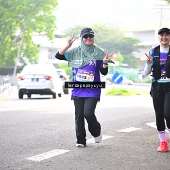 Runner Photo 8315736