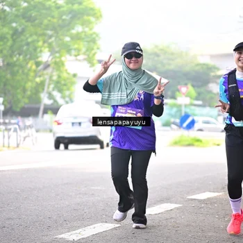Runner Photo 8315737